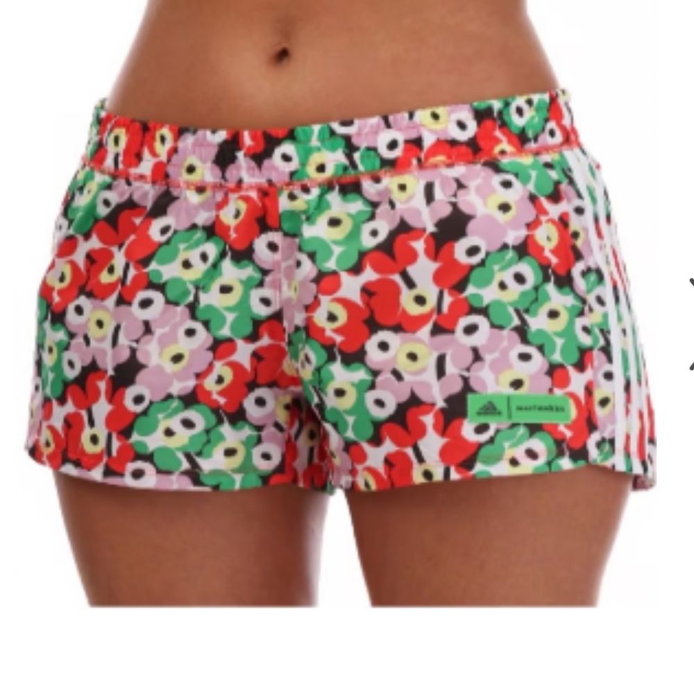 Adidas Marimekko Pacer Red and Green Athletic Shorts Floral Print - NWT - large
